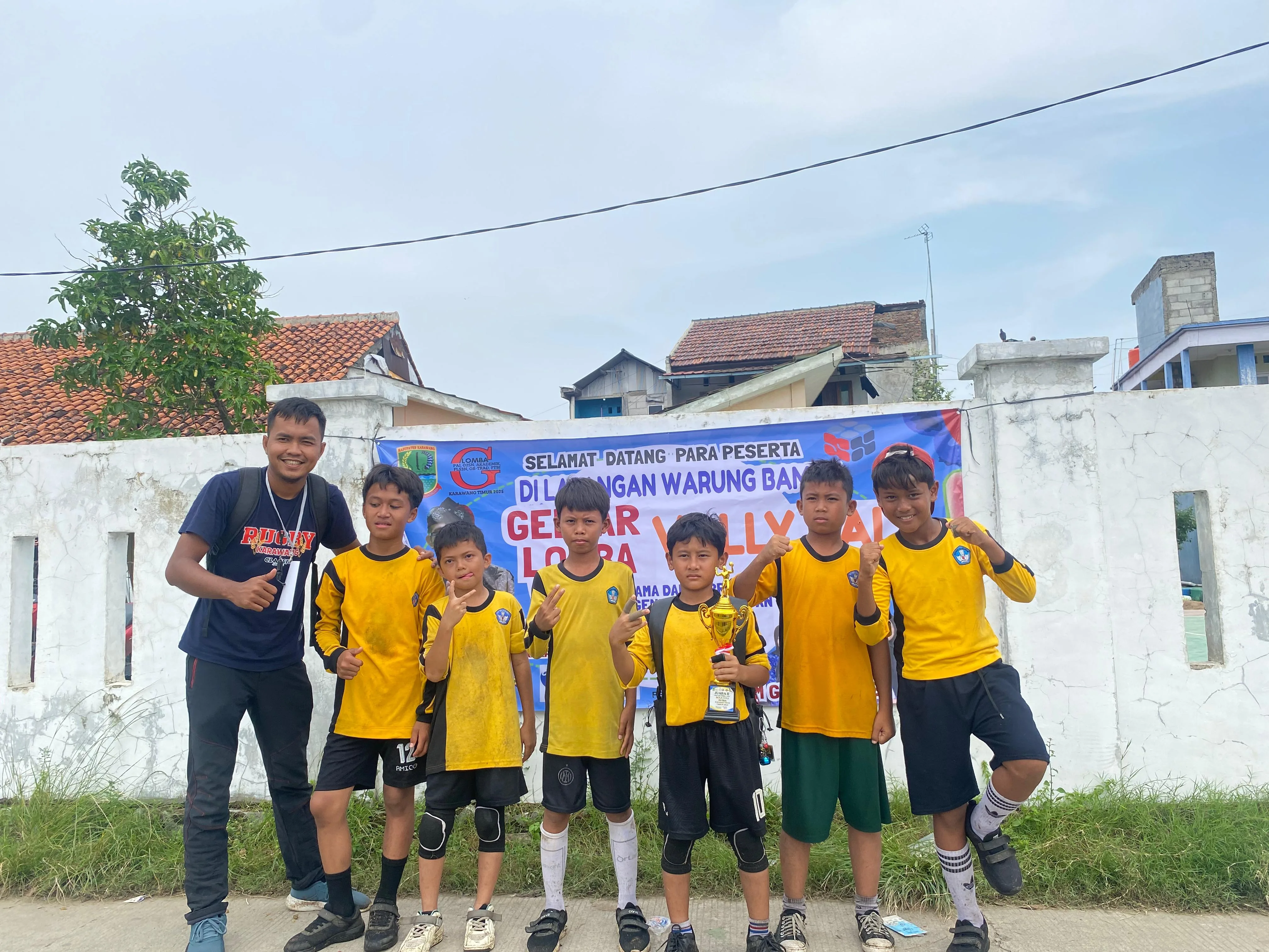 Juara II Volly Putra